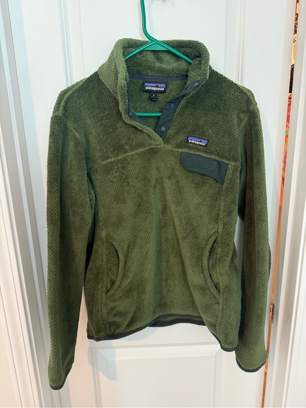Patagonia Women’s Olive Green Zip-Neck Fleece Pullover